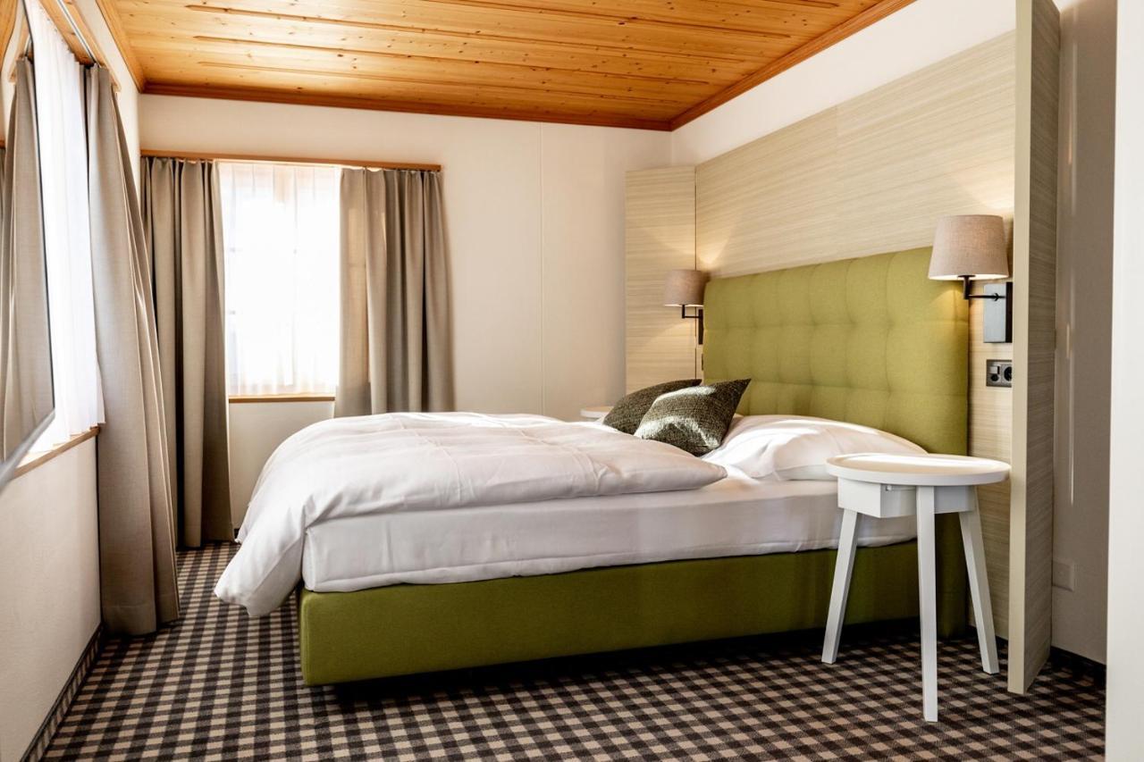 7132 Glenner Hotel